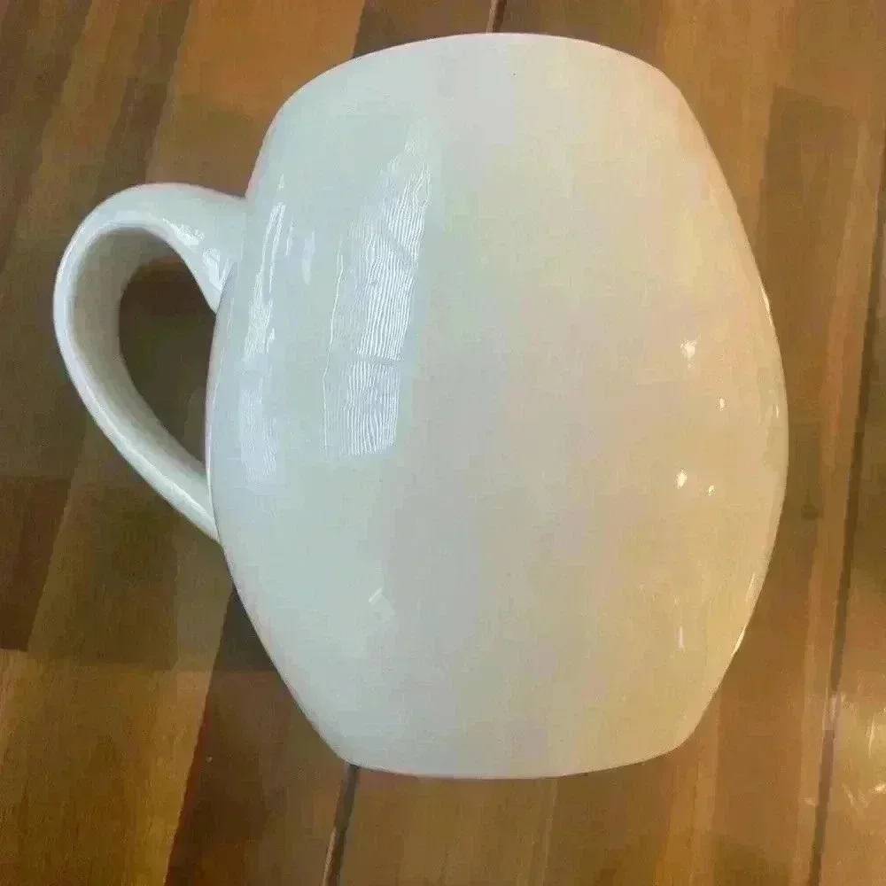 Magenta Hers lips coffee/tea mug